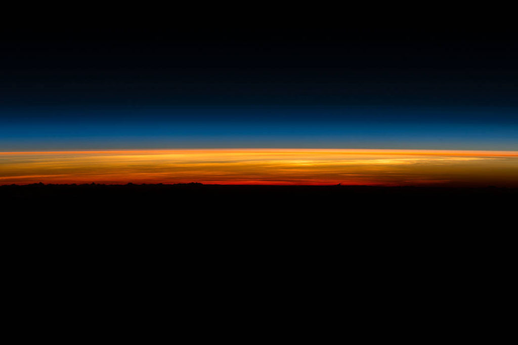 Last sunrise from a year in space